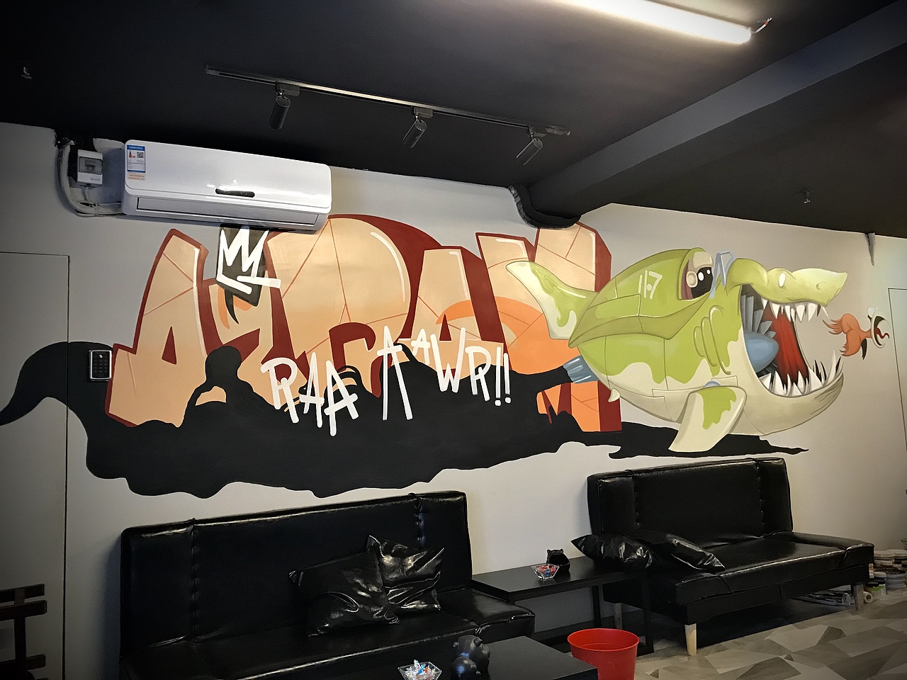 密室涂鸦（图ZMjM5MDcxNTg0） - 新锐潮流插画 - 站酷设计师朝花夕拾壁画原创素材 - 站酷ZCOOL