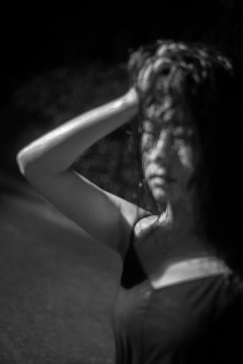 雨（图ZMzE2NDMyNTI0） - 人像摄影 - 站酷设计师青岛摄影师野子原创素材 - 站酷ZCOOL