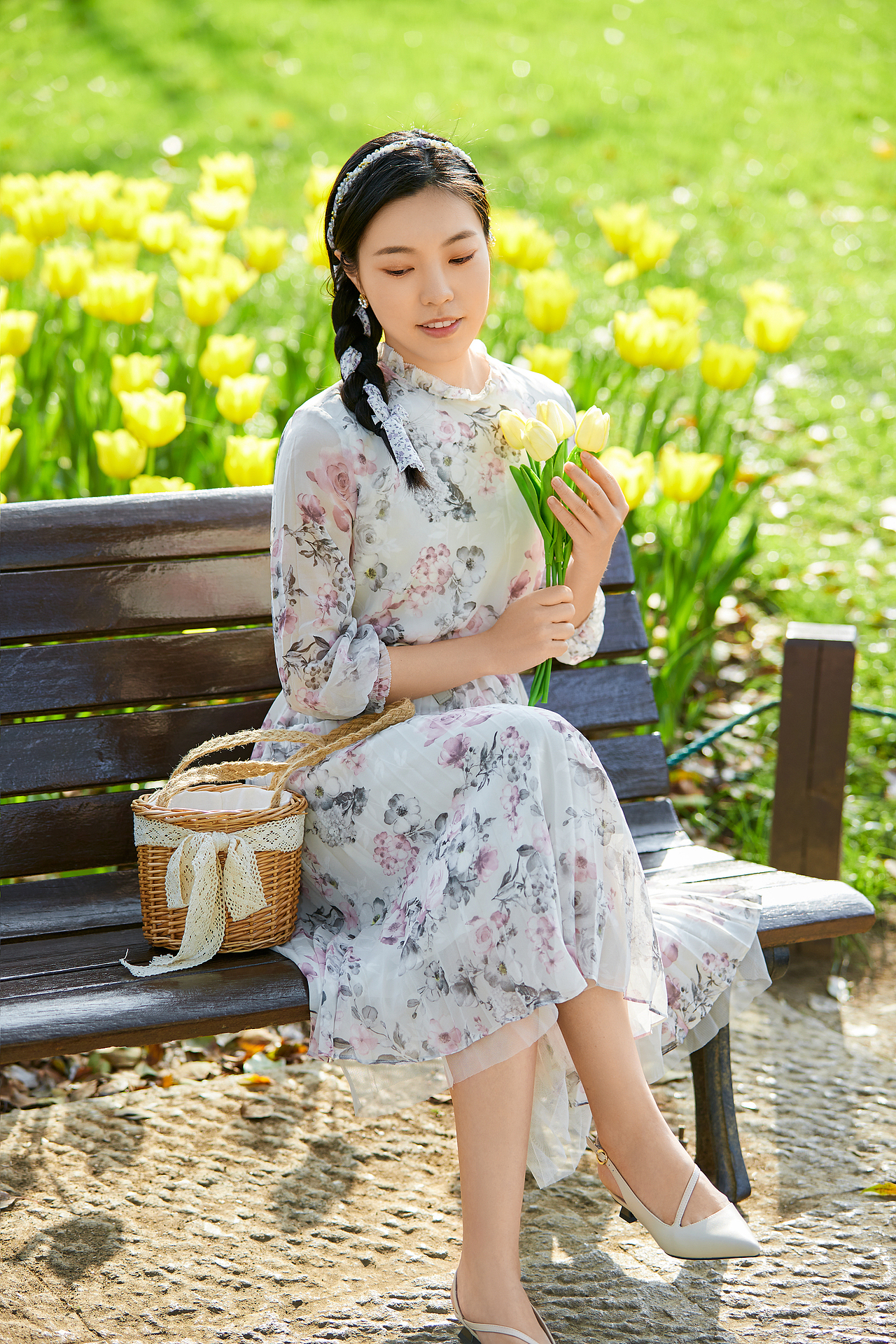 郁金香（圖ZMjkzNTQ5MDky） - 人像攝影 - 站酷設(shè)計師醉途行攝原創(chuàng)素材 - 站酷ZCOOL