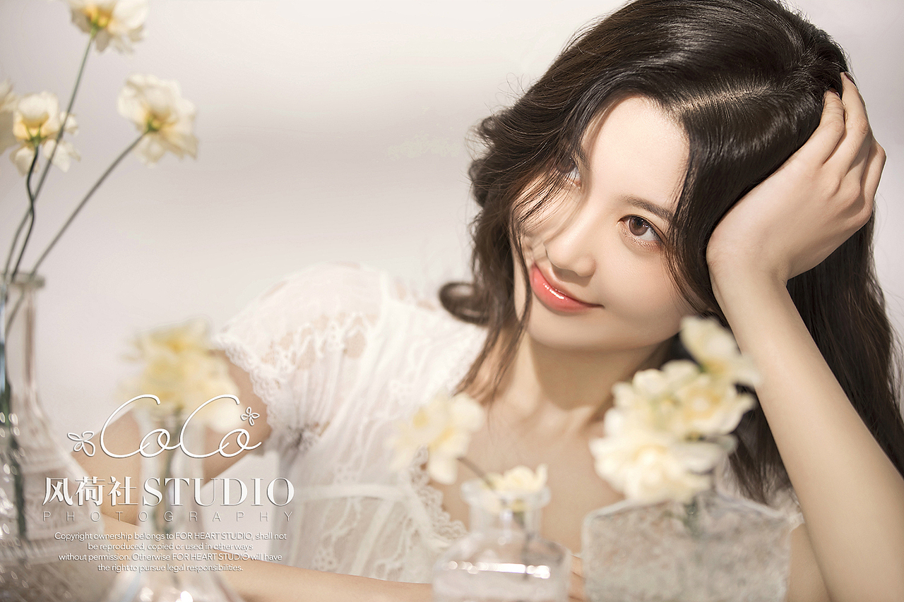 【 CoCo 】｜风荷社｜少一分甜腻，多一分清香（图ZMjQwNTI2OTYw） - 人像摄影 - 站酷设计师风荷社原创素材 - 站酷ZCOOL