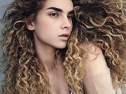 #AI創(chuàng)作實驗室#有些歐美風(fēng)