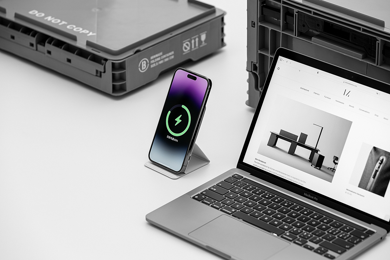 随手拍丨ROCK MagSafe 桌面无线充