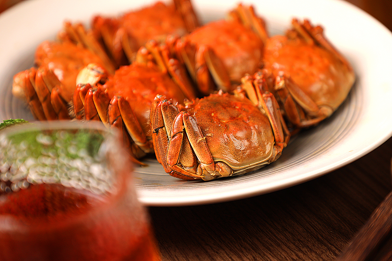 六月黄 花雕熟醉蟹——蕃田出品/陈默工作室