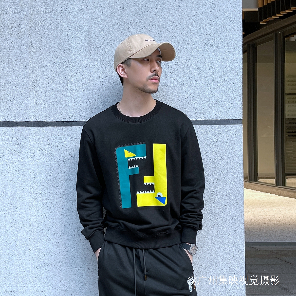 休闲运动男装摄影网拍模特服装拍照照片广州摄影公司