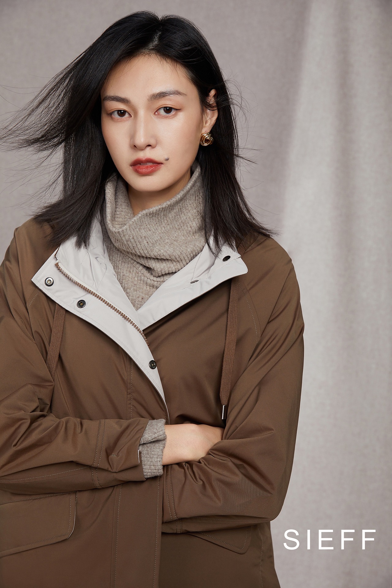 近期一组有时尚年代感的LOOKBOOK拍摄