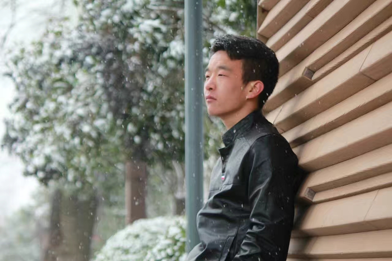 雪景（图ZMTI2MTY5MjQ4） - 人像摄影 - 站酷设计师平面设计师杨梦圆原创素材 - 站酷ZCOOL