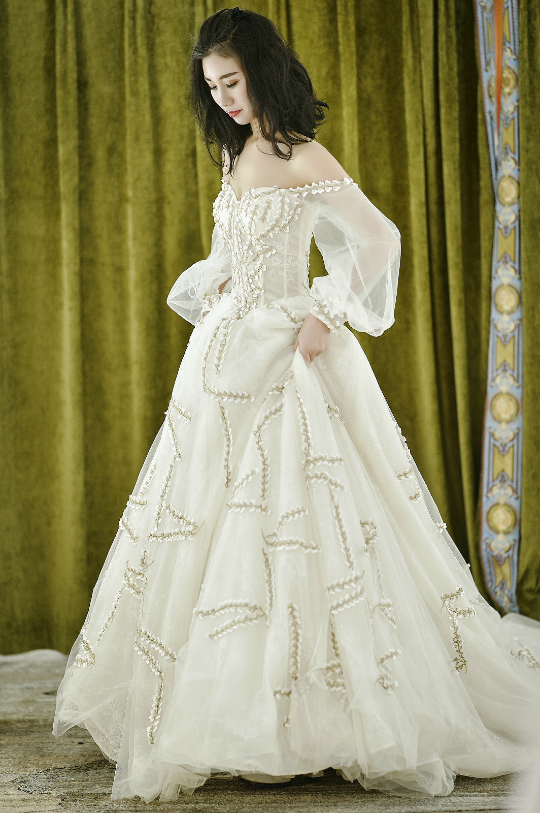 婚与纱|软中华硬玉溪,头发越少越牛逼