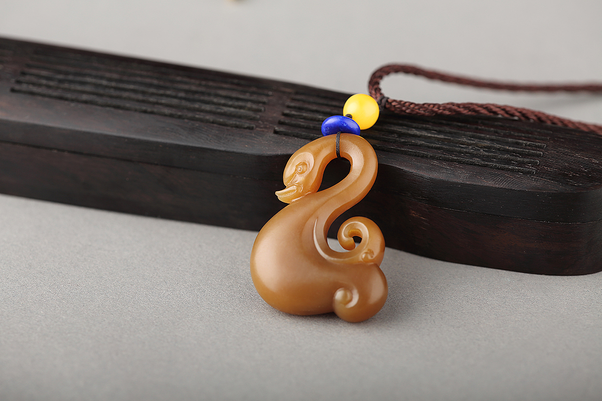 永不融化的爱情(和田玉糖料吊坠系列)