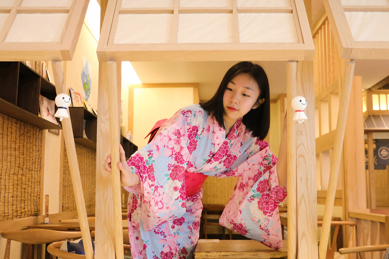 岁月有风尘 绝代有佳人