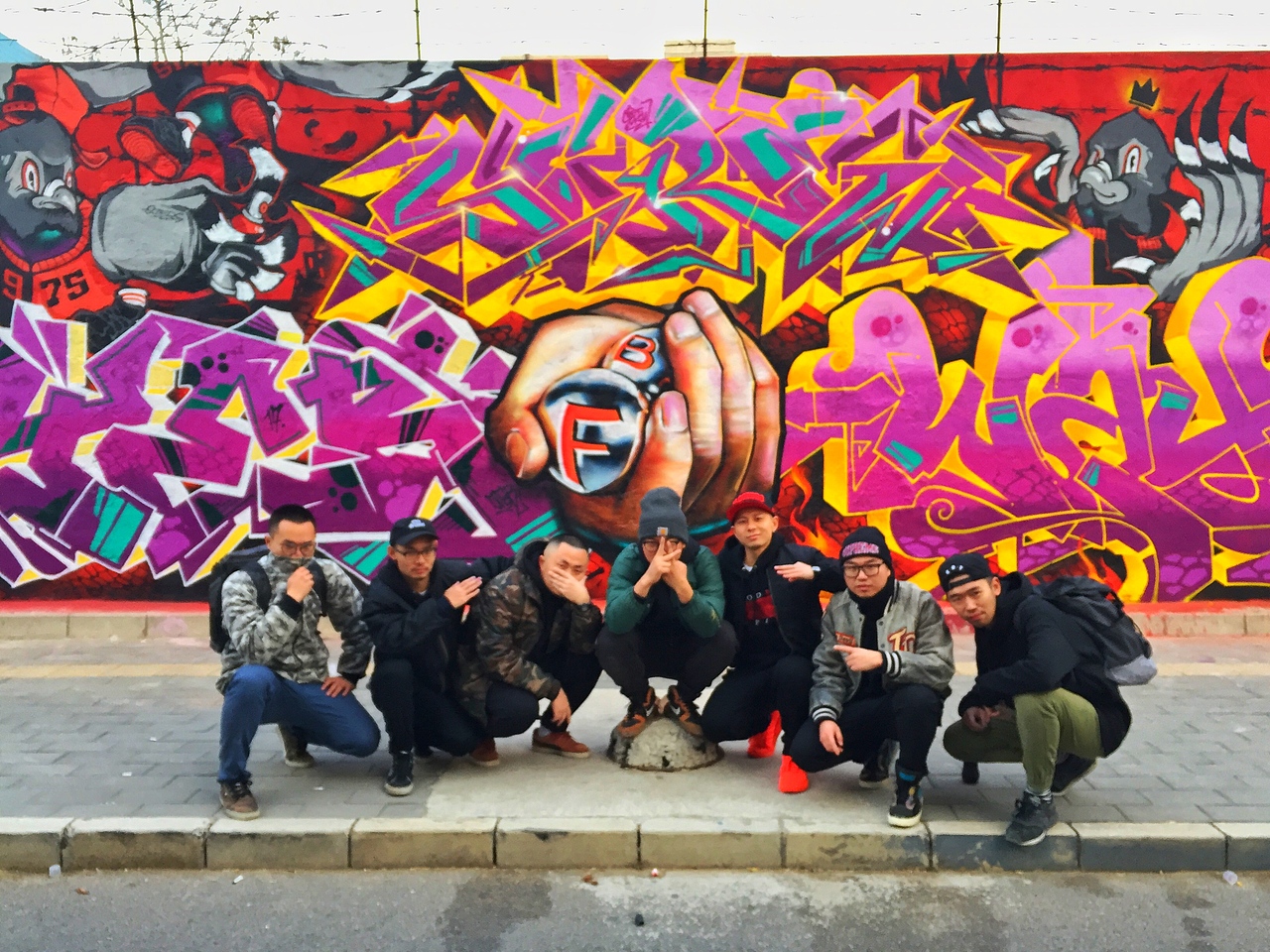 Bloodbro x Friday x 邻里相聚