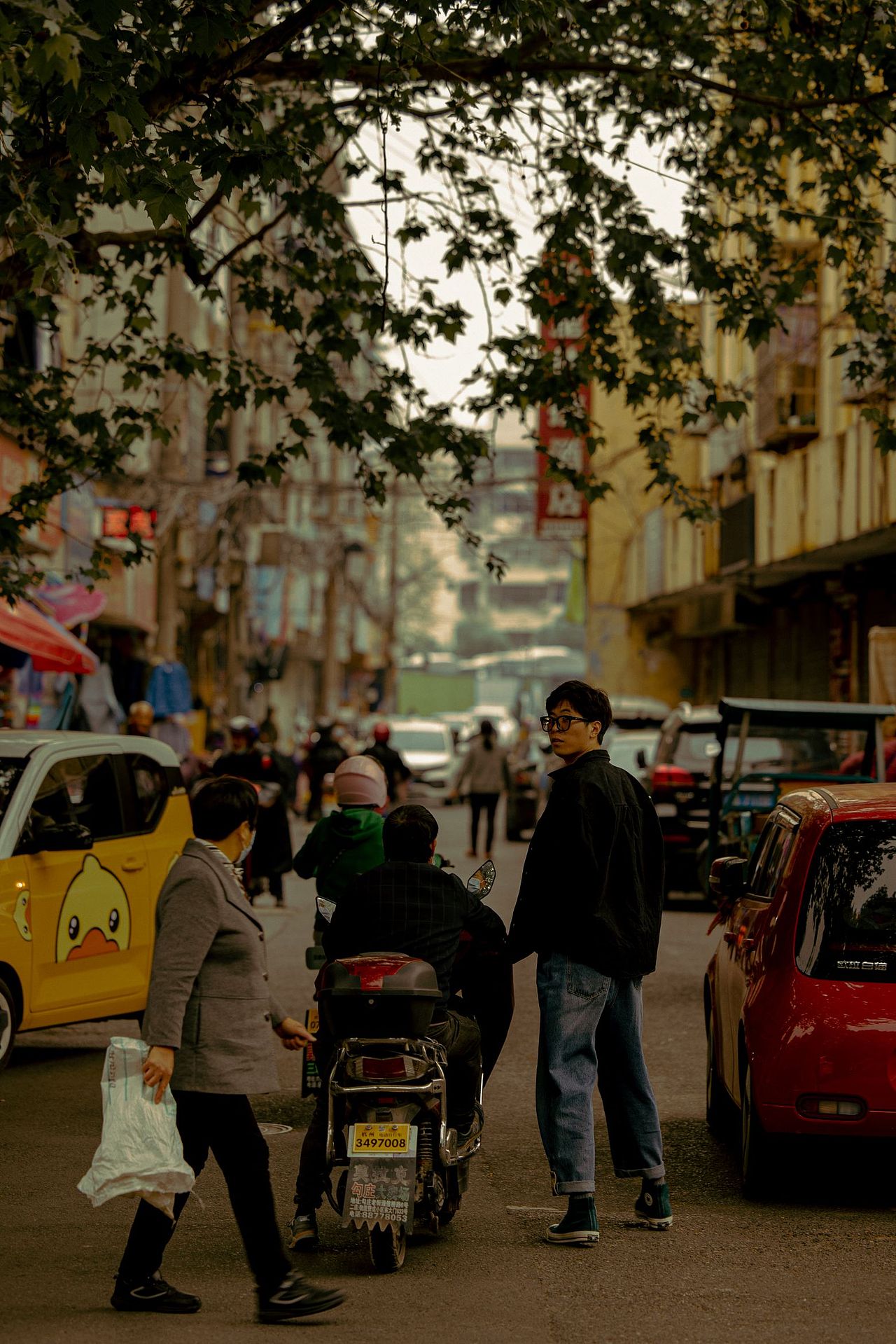 港风-杭州老街（图ZMzI3OTg1MTc2） - 人像摄影 - 站酷设计师Lan先森摄影原创素材 - 站酷ZCOOL