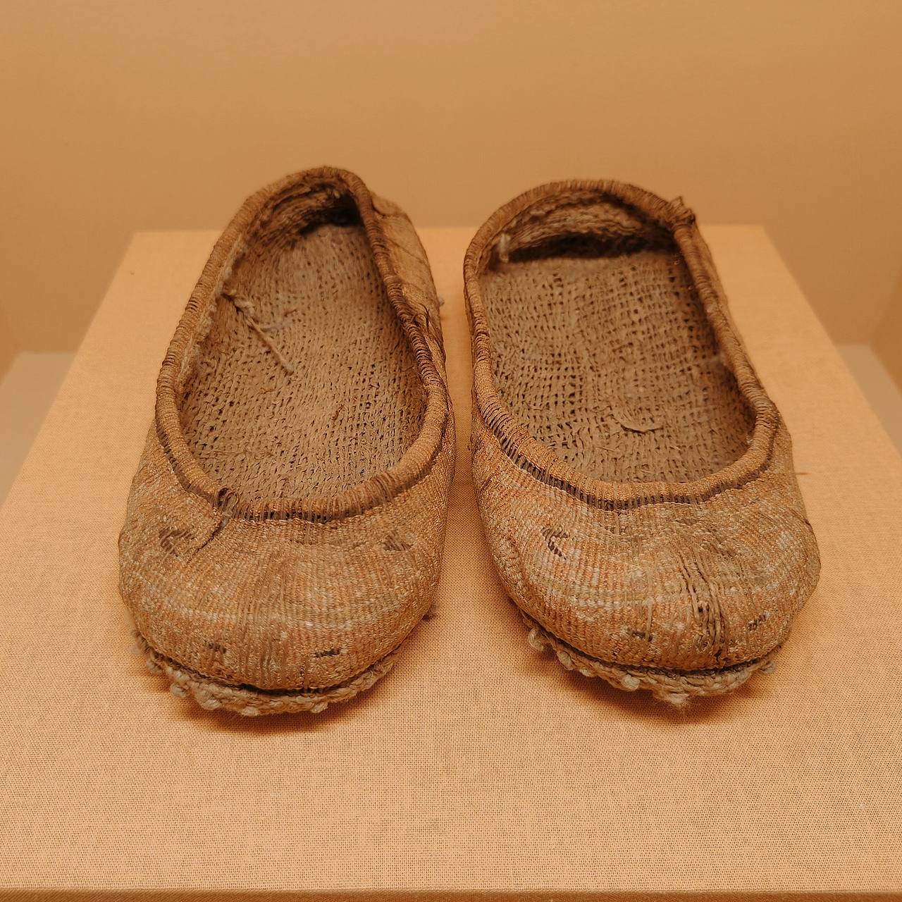 五台山泉打卡丝绸之路艺术展