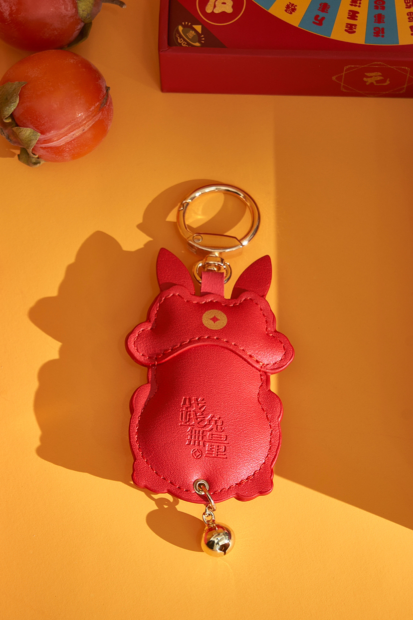 钱兔无量-刺绣生肖兔黄金挂件