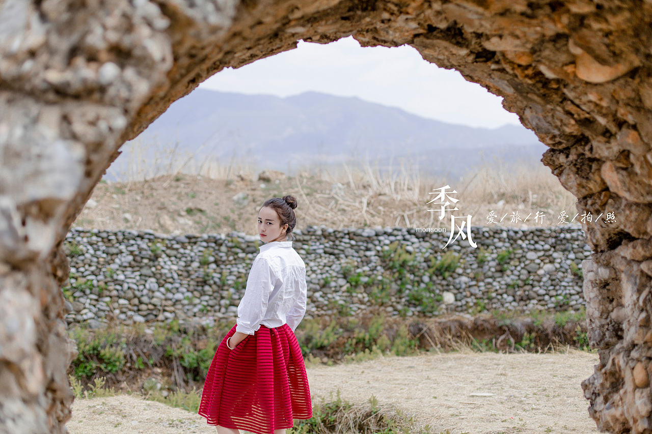 四月-天堂角落（圖ZNDYzNzIwMzI=） - 人像攝影 - 站酷設(shè)計(jì)師季風(fēng)小和原創(chuàng)素材 - 站酷ZCOOL