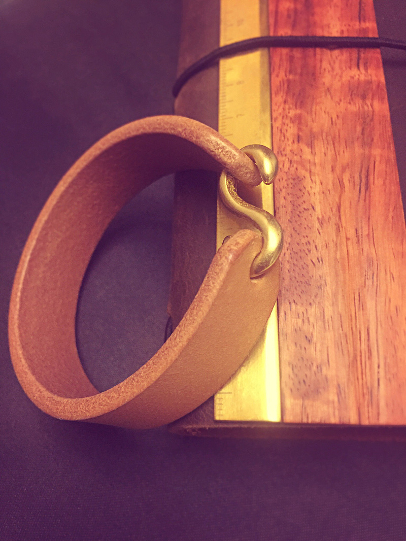 纯手工意大利植鞣革真皮手环