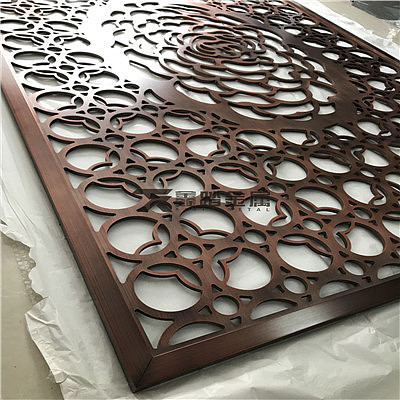 红古铜铝板雕刻屏风、激光镂空花格KTV装饰端庄又禅意