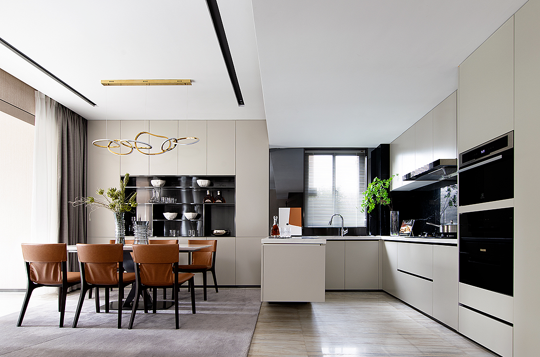 通过焕然一新的舒适设计理念赋予空间平衡之美