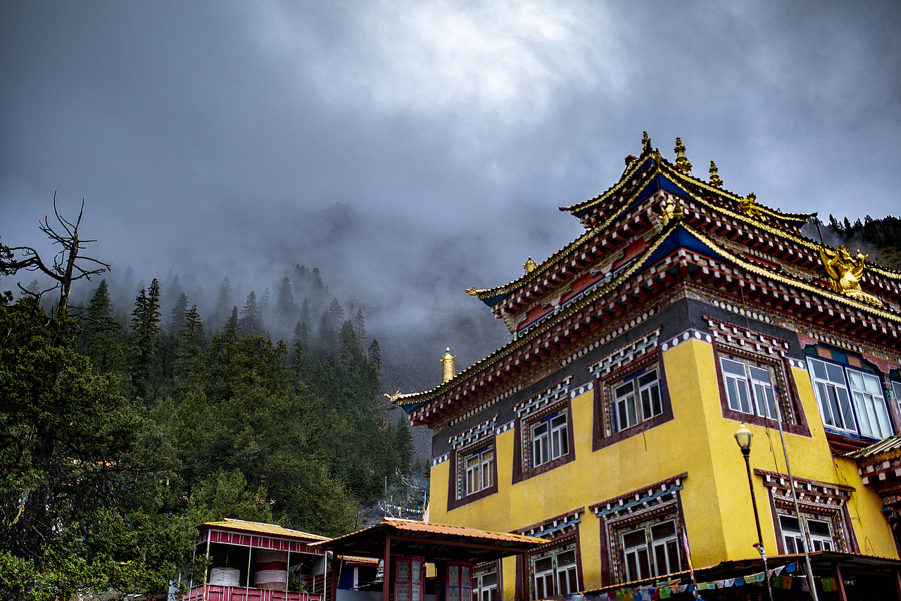 重走康巴藏区之——新龙措卡寺，措卡湖（图ZMTMwOTcwOTIw） - 人文/纪实摄影 - 站酷设计师冈拉梅朵原创素材 - 站酷ZCOOL
