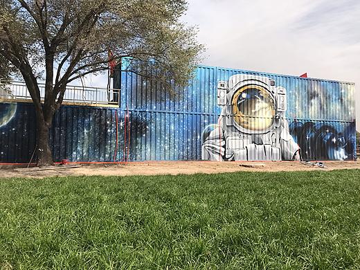 花卉小镇集装箱彩绘 集装箱涂鸦