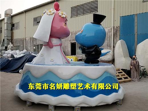 哗！色彩缤纷的玻璃钢海海豚雕塑空降大梅沙海滨公园