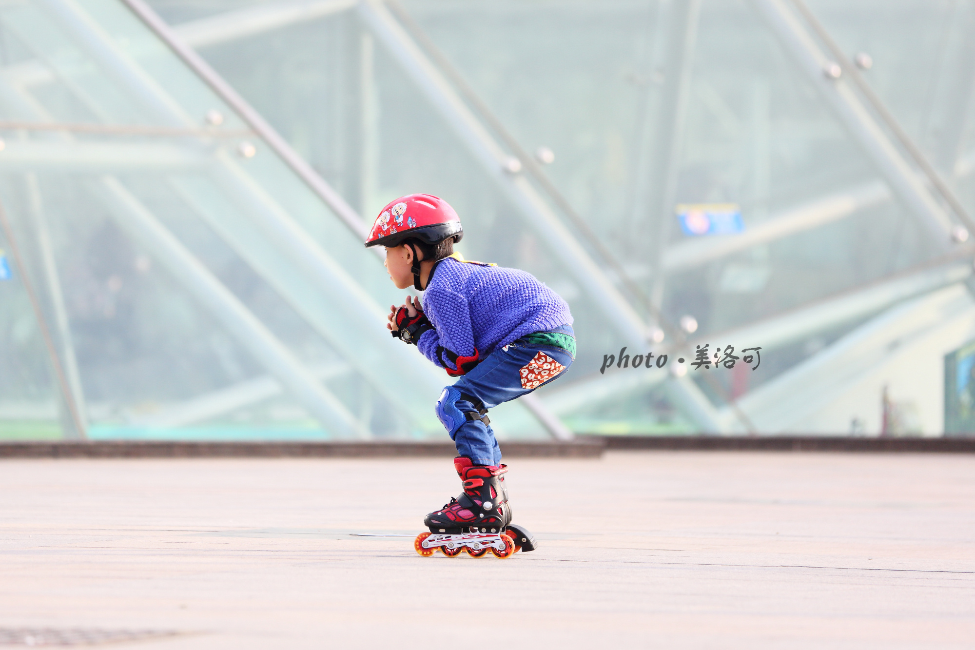 学轮滑的小朋友|摄影|人像|zhouzi5520 - 原创作品 - 站酷 (ZCOOL)