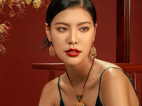 福泰隆黄金KV 项链 耳饰 手镯  饰品拍摄