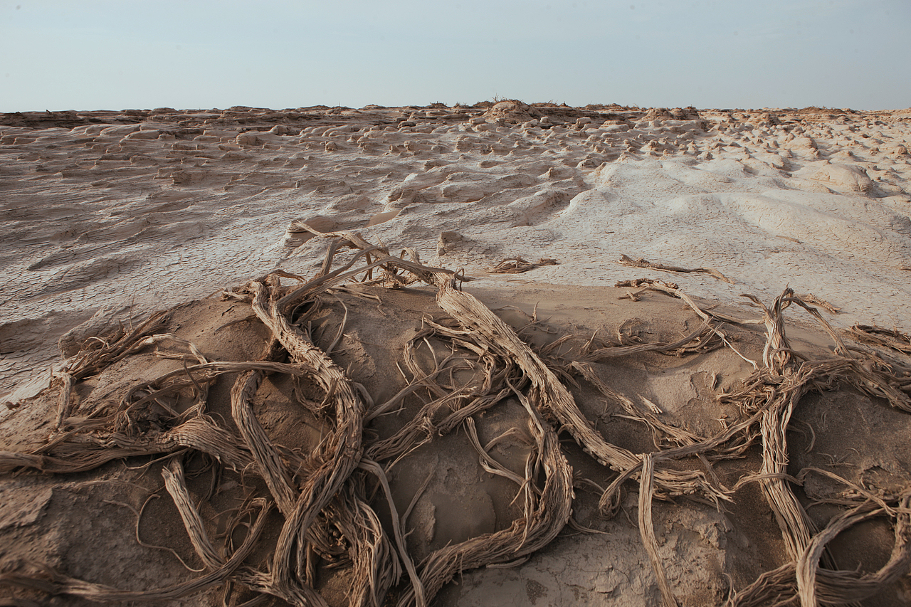 罗布泊（龙城雅丹）（图ZMTY3NDA5NDgw） - 风光摄影 - 站酷设计师新疆摄影家沈久泉原创素材 - 站酷ZCOOL