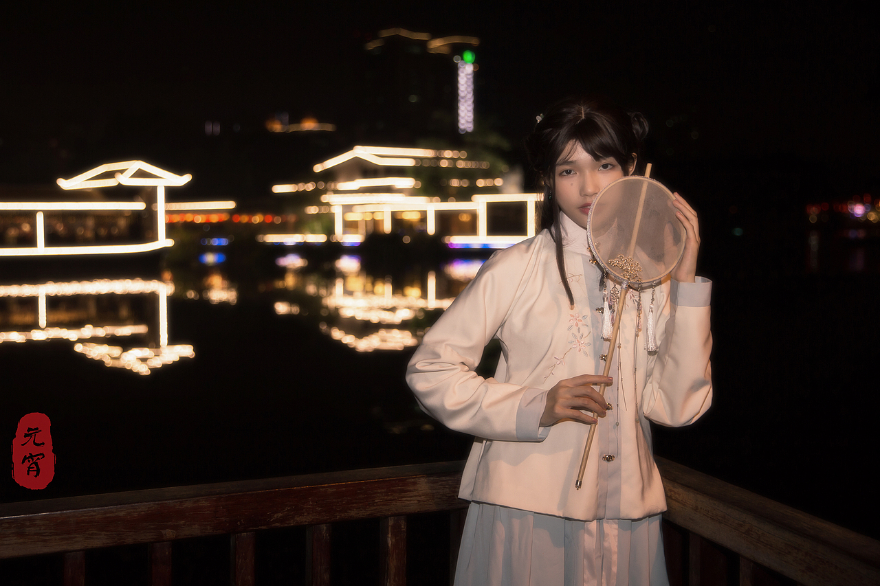 元宵节花火（图ZMTQ1MzU2MjY4） - 人像摄影 - 站酷设计师LbyDare原创素材 - 站酷ZCOOL