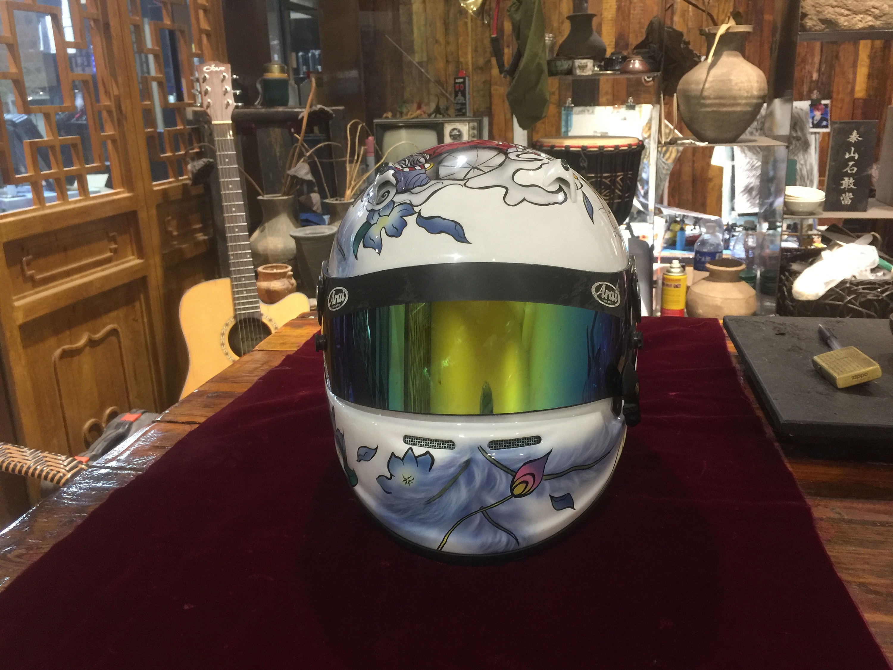 头盔彩绘涂装完成