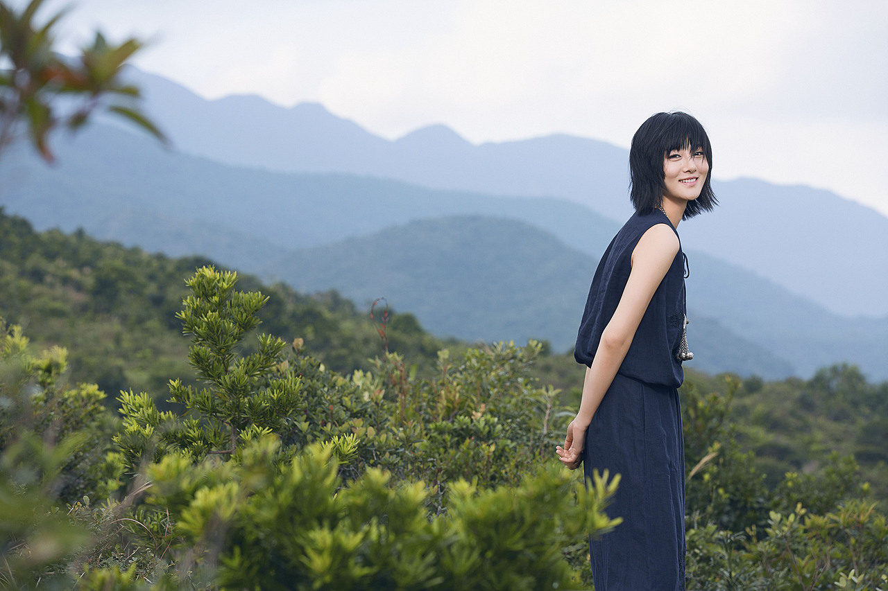 木心LAB|女装广告大片拍摄（图ZMjcwNjA5NTI0） - 人像摄影 - 站酷设计师摄影师林百万原创素材 - 站酷ZCOOL