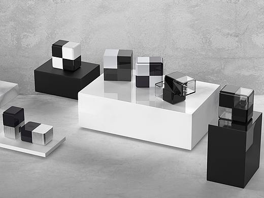 “黑白格”男士護(hù)膚 水乳一體套裝（個(gè)人主頁(yè)-ZNDc5ODYyNjQ=） - 生活用品 - 站酷設(shè)計(jì)師不斷探索的小白原創(chuàng)素材 - 站酷ZCOOL