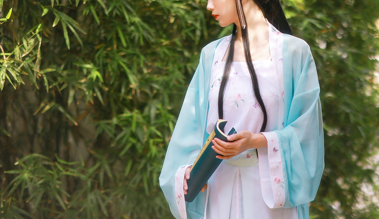 閑庭。（圖ZMTYxNDE3NDky） - 人像攝影 - 站酷設(shè)計師十只喵ww原創(chuàng)素材 - 站酷ZCOOL