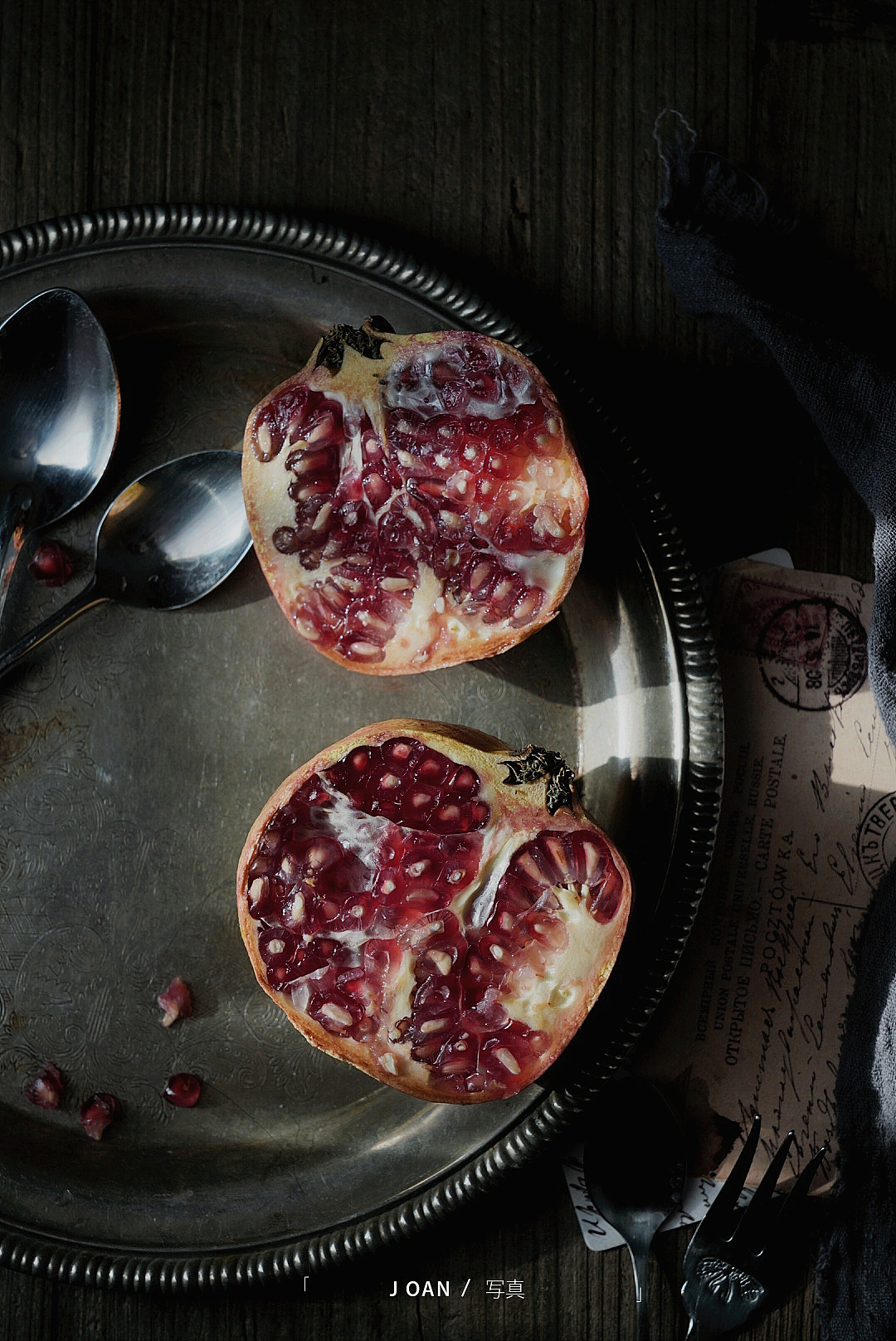 秋天到了，石榴红了