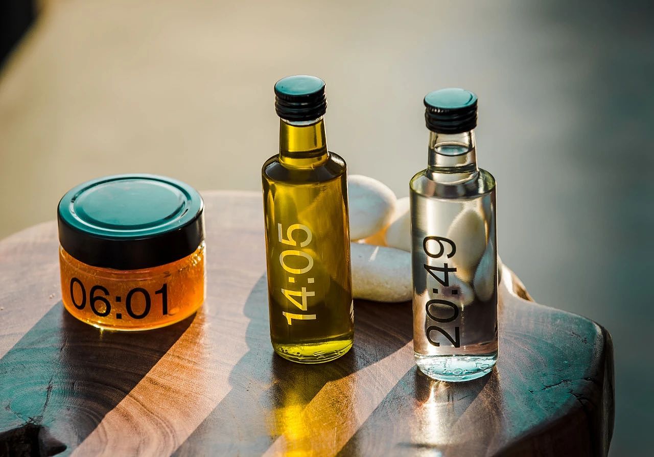  br> br>跟着包装盒上描述的步骤使用每件产品,客人可以体验到典型的