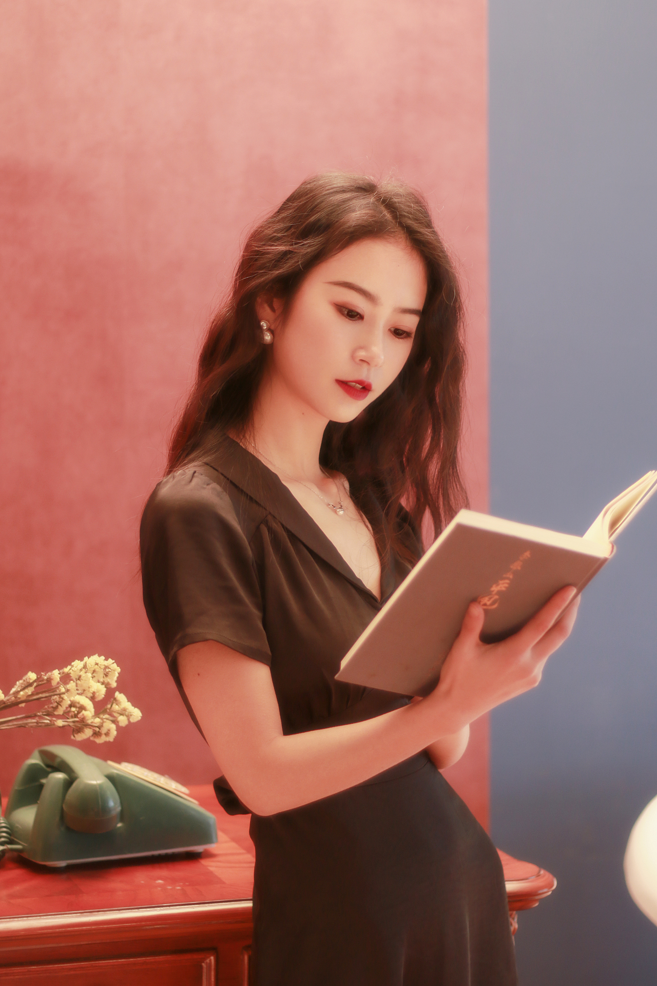 人像摄影----港风复古人像写真（图ZMTQ4NzAwMzE2） - 人像摄影 - 站酷设计师三七卷原创素材 - 站酷ZCOOL