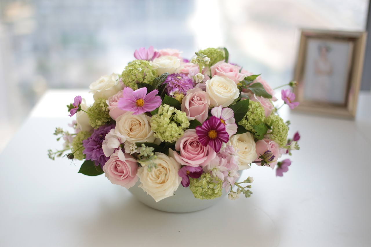 鲜花 前台花 桌花 瓶插花 餐桌花 茶几花 办公桌花 老总办公室花 签到