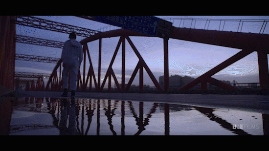 鞋子拍摄✖️视频｜NASA联名COZY运动鞋✖️加号（图ZMjc5OTM4NDI0） - 产品摄影 - 站酷设计师加号视觉供应商原创素材 - 站酷ZCOOL