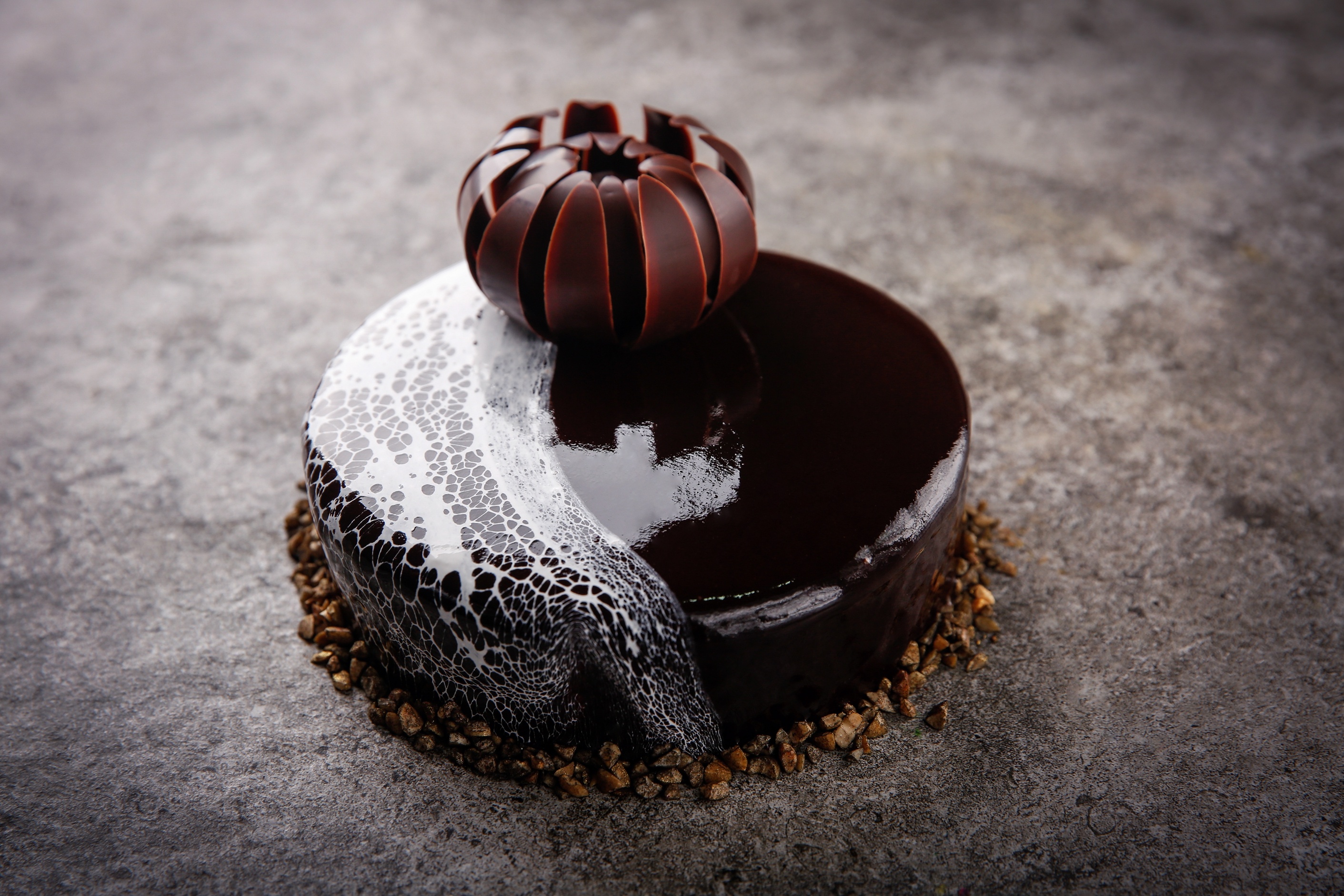 巧克力芝士蛋糕的做法，简单又不失美味的甜点|巧克力|甜点|芝士_新浪新闻