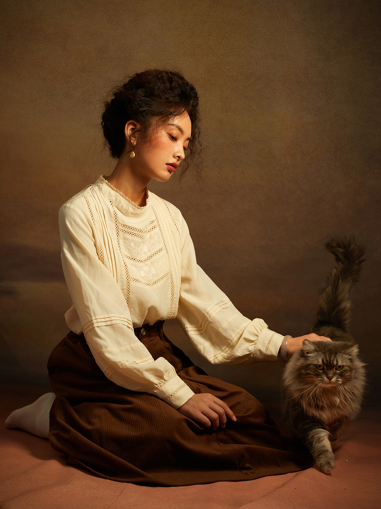 GUOE/女装设计师品牌服装拍摄（图ZMjc0MTI1NDMy） - 时尚/艺术摄影 - 站酷设计师Chengzee原创素材 - 站酷ZCOOL