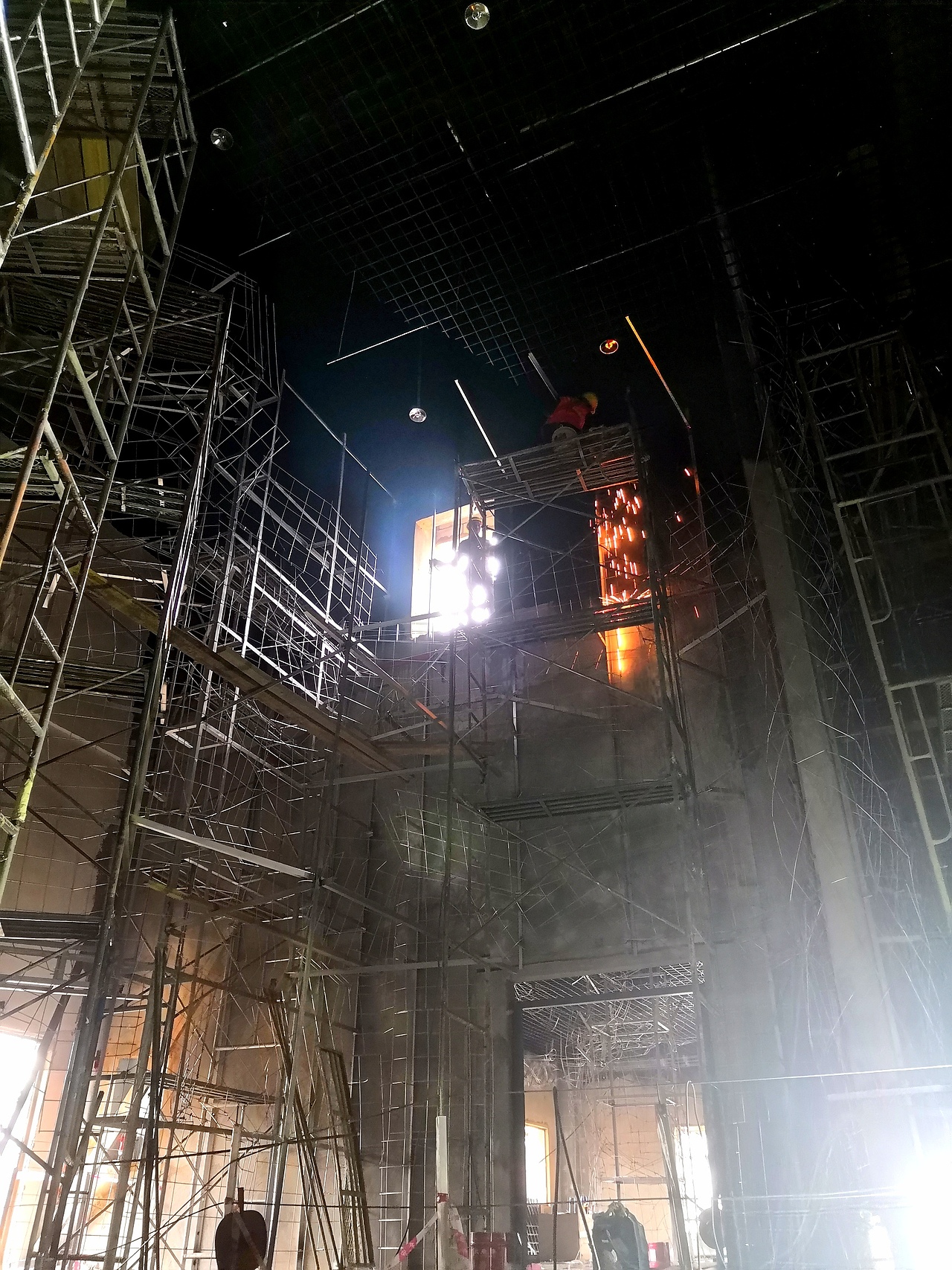 努力（图ZMTUzMjAyODky） - 人文/纪实摄影 - 站酷设计师涂善辉TUSHANHUI原创素材 - 站酷ZCOOL