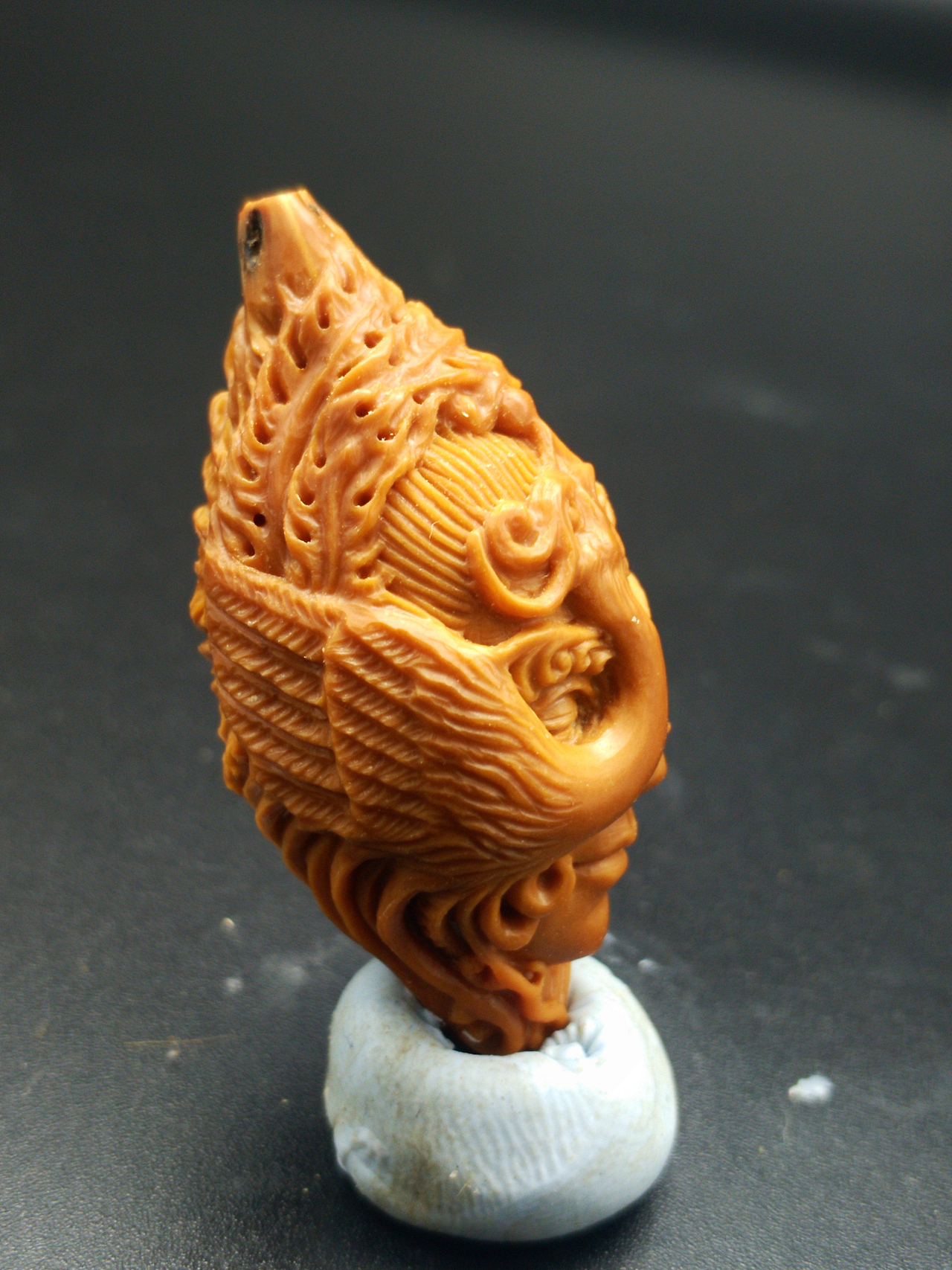 橄榄核雕（图ZMTIzMzA3ODA4） - 雕塑 - 站酷设计师鳅之乐原创素材 - 站酷ZCOOL