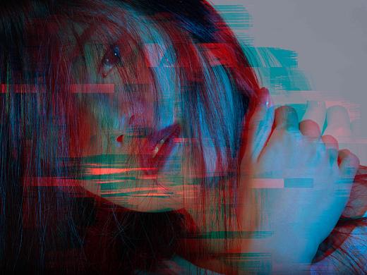 概念摄影集《瘾》第二章 电讯时代（个人主页-ZMzA1NDk3NjQ=） - 人像摄影 - 站酷设计师熊荒荒原创素材 - 站酷ZCOOL