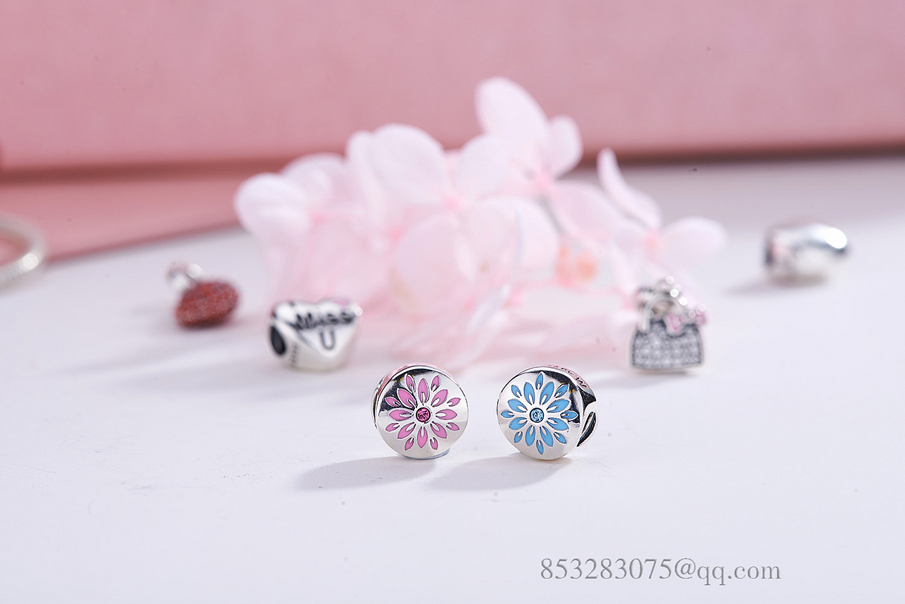 手饰摄影-串珠（图ZNTExMTgxNzY=） - 产品摄影 - 站酷设计师摄影无与伦比原创素材 - 站酷ZCOOL