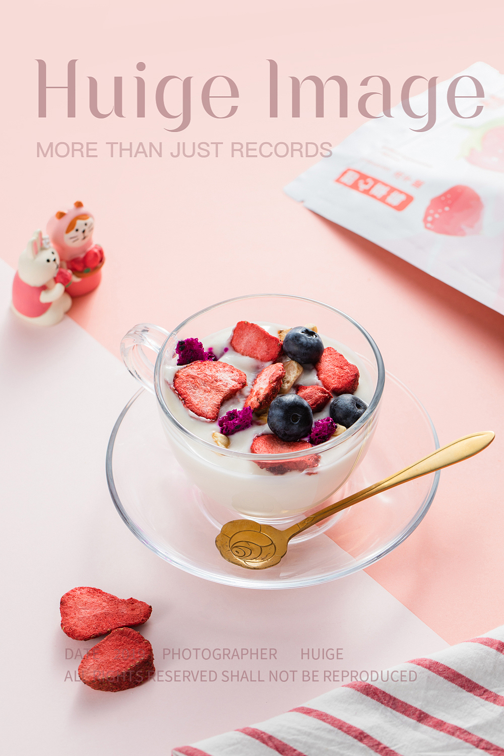 吸猫少女&灰格冻果干拍摄（图ZMTgxMzgxNDY4） - 产品摄影 - 站酷设计师灰格影像原创素材 - 站酷ZCOOL