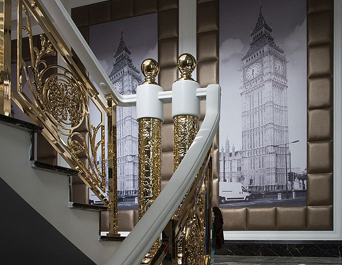 酒吧铜板楼梯护栏订制款式 铜板雕刻护栏 款式新颖