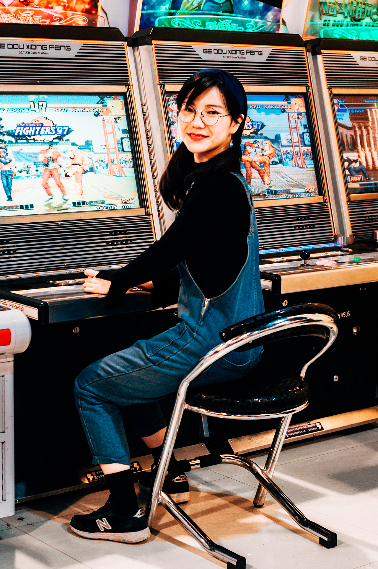 电玩少女（图ZMTA1Mzg4OTM2） - 人像摄影 - 站酷设计师咸鱼安原创素材 - 站酷ZCOOL