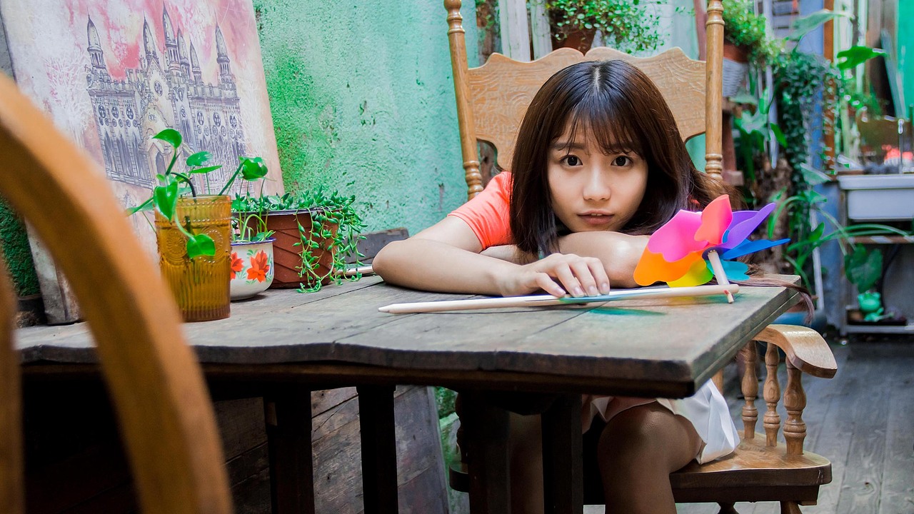 你眼睛会笑（图ZMzEwODUwODA=） - 人像摄影 - 站酷设计师西瓜不要太郎原创素材 - 站酷ZCOOL