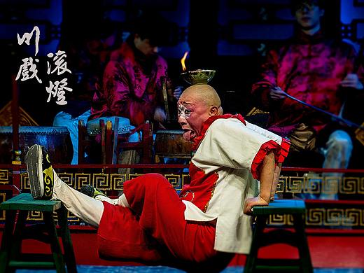 【川剧绝活：滚灯】