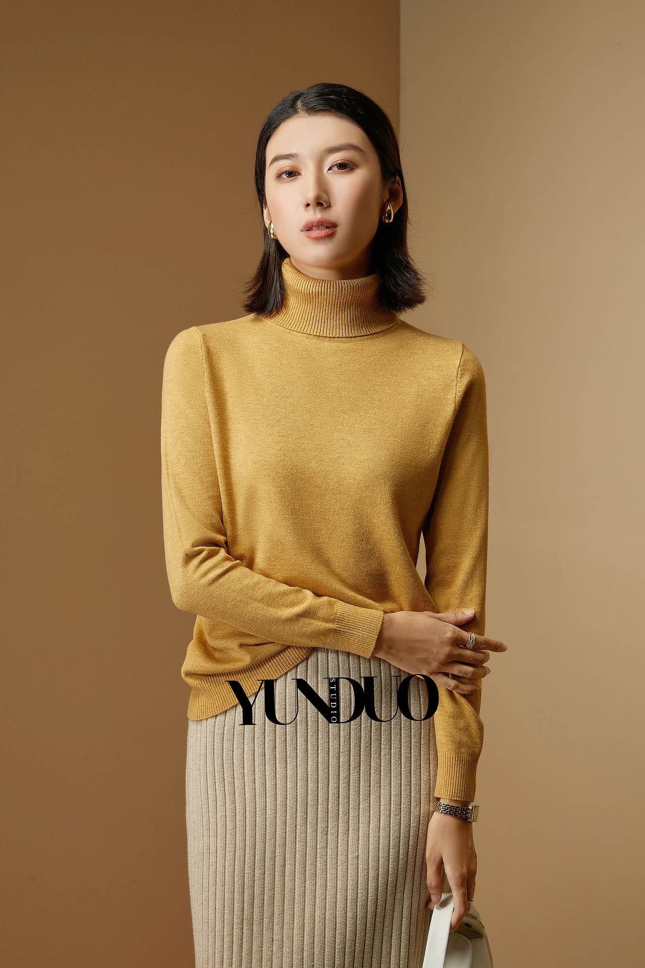 品牌:乔俪莎(QIAOLISHA) 秋冬打底衫