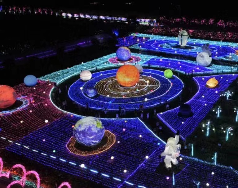 广西北流专业制作商业街彩灯亮化厂家梦幻灯光节出售